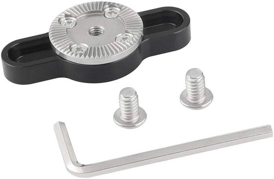 Adattatore di sostegno per connettore M6 standardizzabile e rimovibile con viti 1/4"-20, accessorio per contenitore per attrezzi con maniglie e viti.