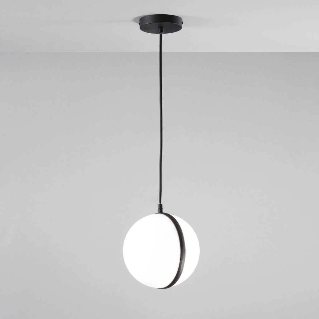 SOSPENSIONE ORBIT NERA 1 LUCE ATTACCO E27 IP44 20X130CM BASE IN ALLUMINIO