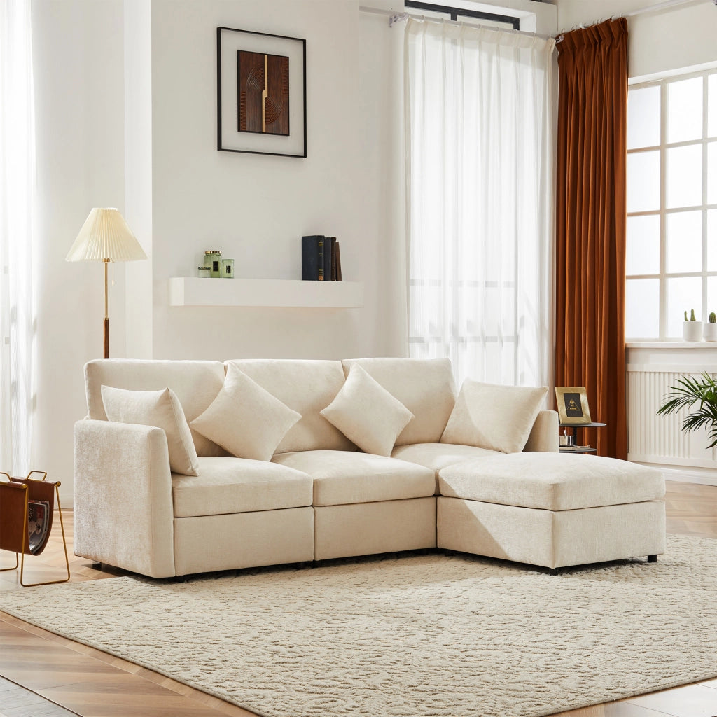 Divano angolare modulare 3-4 posti con pouf mobile e 4 cuscini in chenille beige 216x161x81 cm