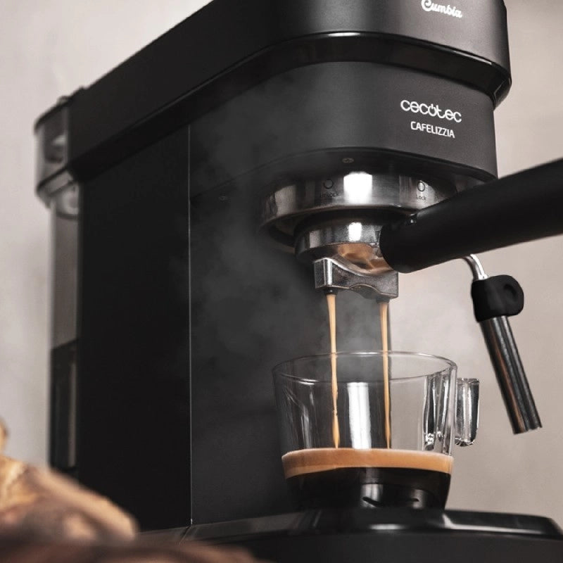 CECOTEC 01651 - Macchina da caffè Espresso Cafelizzia 790 Black
