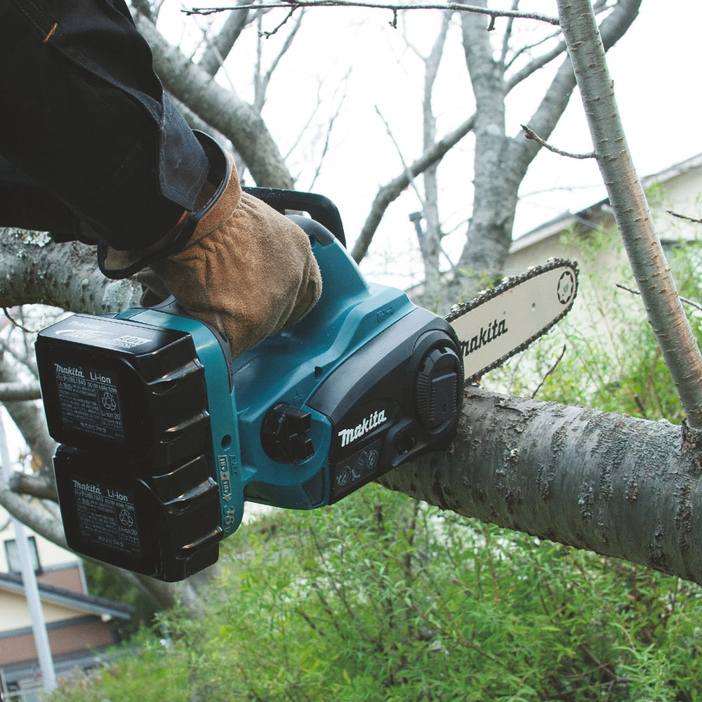 Makita DUC252Z – Motosega a Batteria 36 V (2×18 V) 10″ (25 cm)