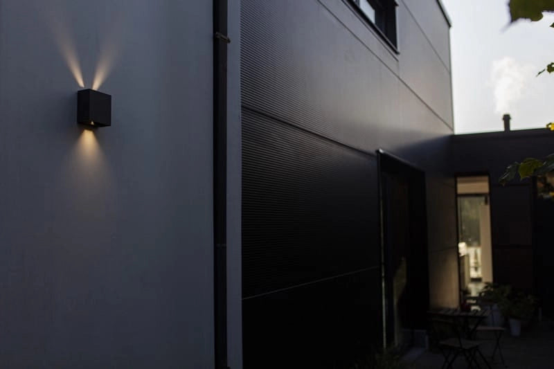 Applique esterna LED GEMINI XF Lutec nera 9,2W 3000K