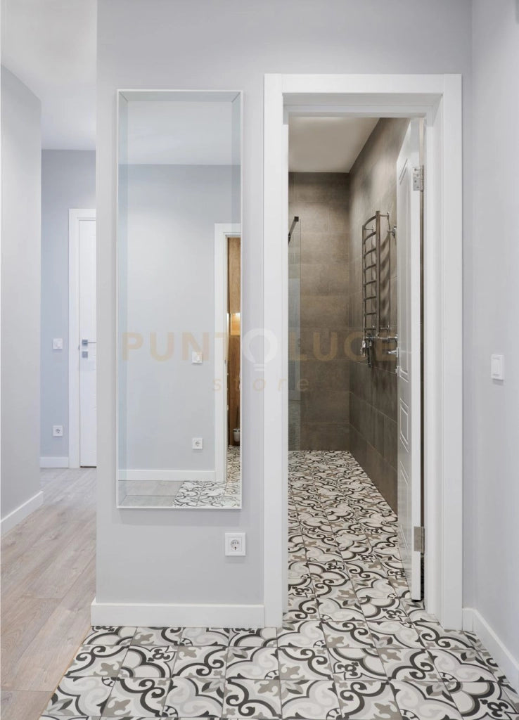 VANESSSA SPECCHIO DA PARETE CORNICE PLASTICA ARGENTO LISCIA 50X150CM