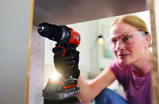 Black+Decker TRAPANO AVVITATORE A PERCUSSIONE BCD383D2TA-QW 18V 2 batterie 2 Ah +120 acc. +valig.