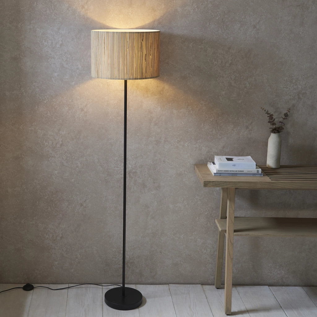 Lampada da terra Japandi Longshore erba marina E27 Endon