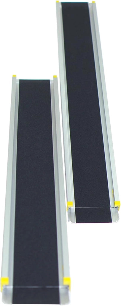 Set di 2 Rampa per Sedie a Rotelle in Alluminio, 3 Lunghezze, Rampa Telescopica Regolabile con Superficie Antiscivolo, con Serrature di Sicurezza, per Gradini Fino a 61 cm (121,5-212,5 cm)