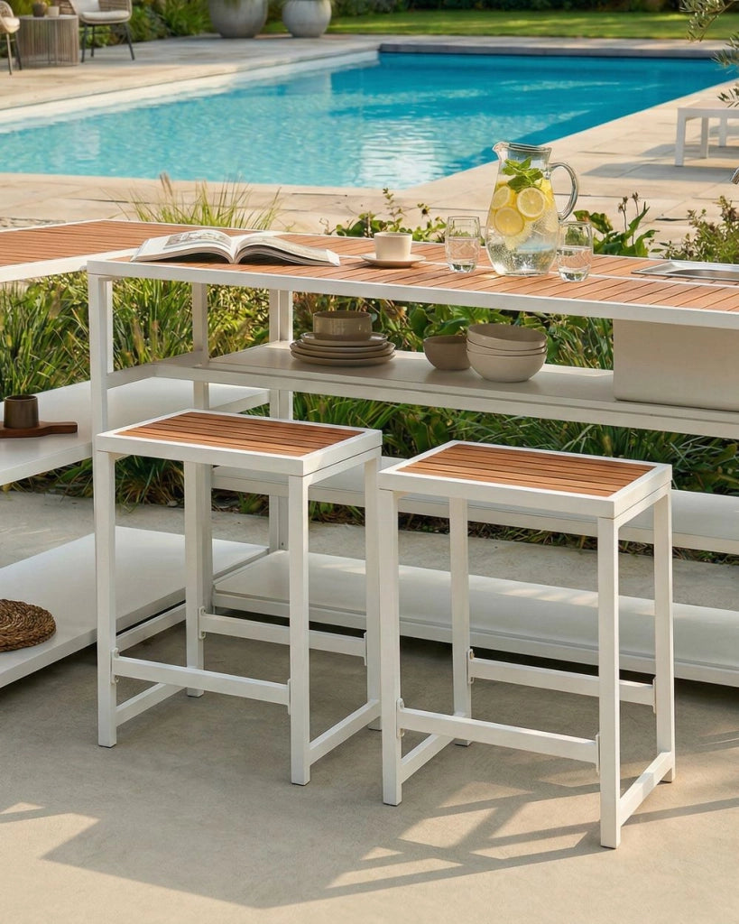 Sgabello da giardino per esterni in acciaio e legno bianco stile elegante