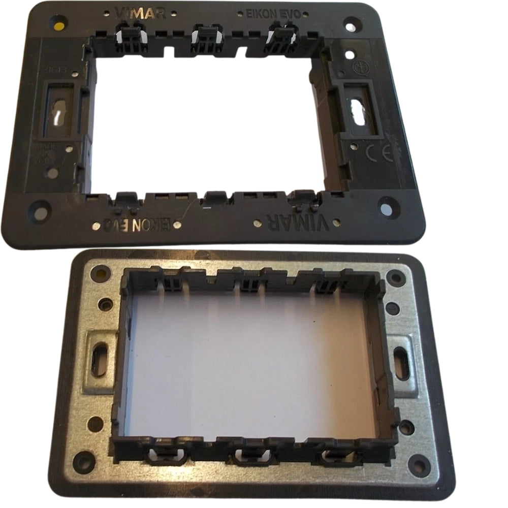Vimar serie eikon supporto con viti plurimodulo installazione sicura e stabile *** numero posti 3 moduli, confezione 1