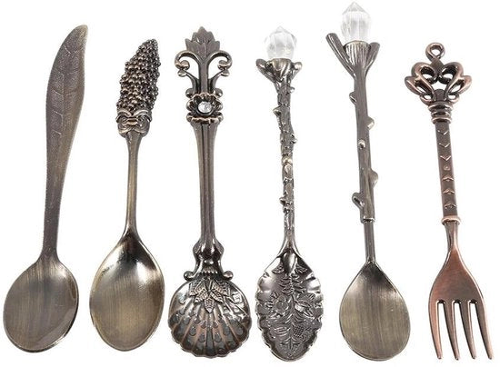 Set di Cucchiai e Forchette a 6 pezzi - Servizio da Tavola in Metallo Antico - Stile Retro Reale - Colore Oro/Argento - Progettazione Comoda - Set di Cucchiaini e Forchette