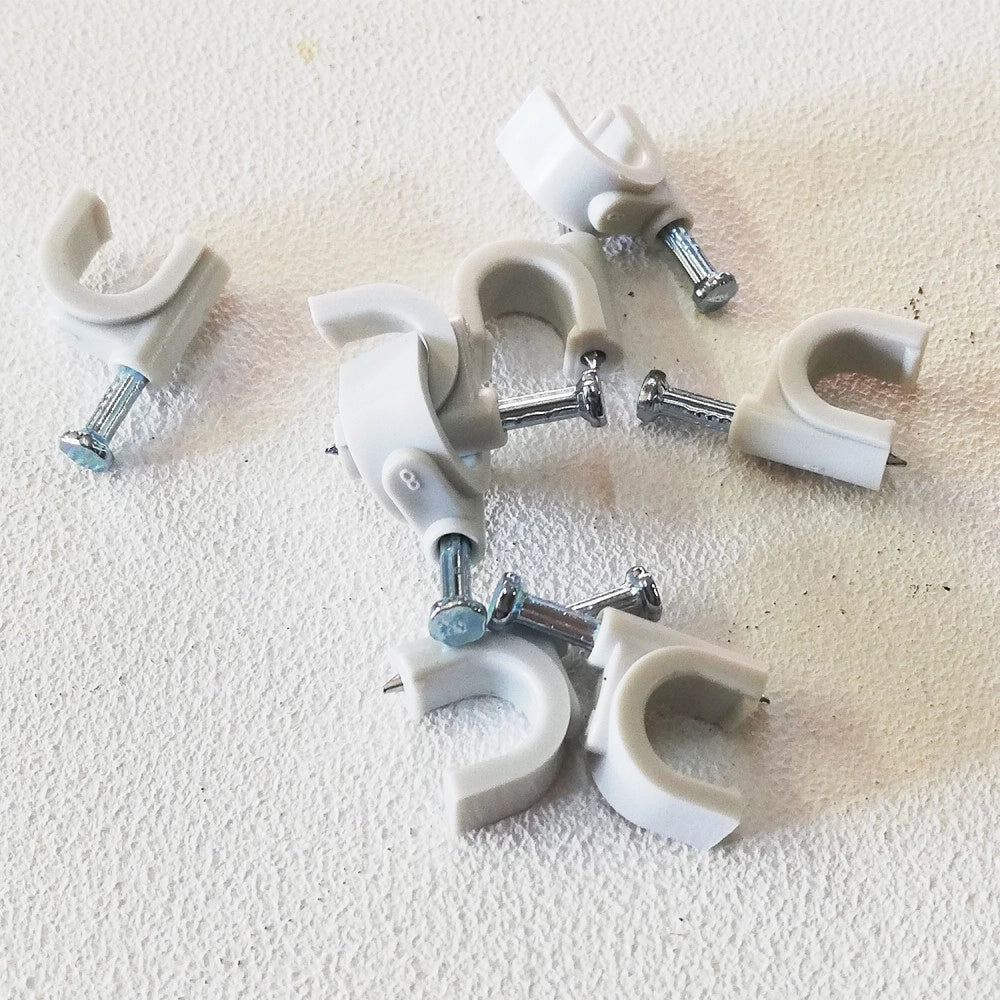 Chiodini 7-8mm box da 100pz graffette fissacavo colore grigio ral 7035