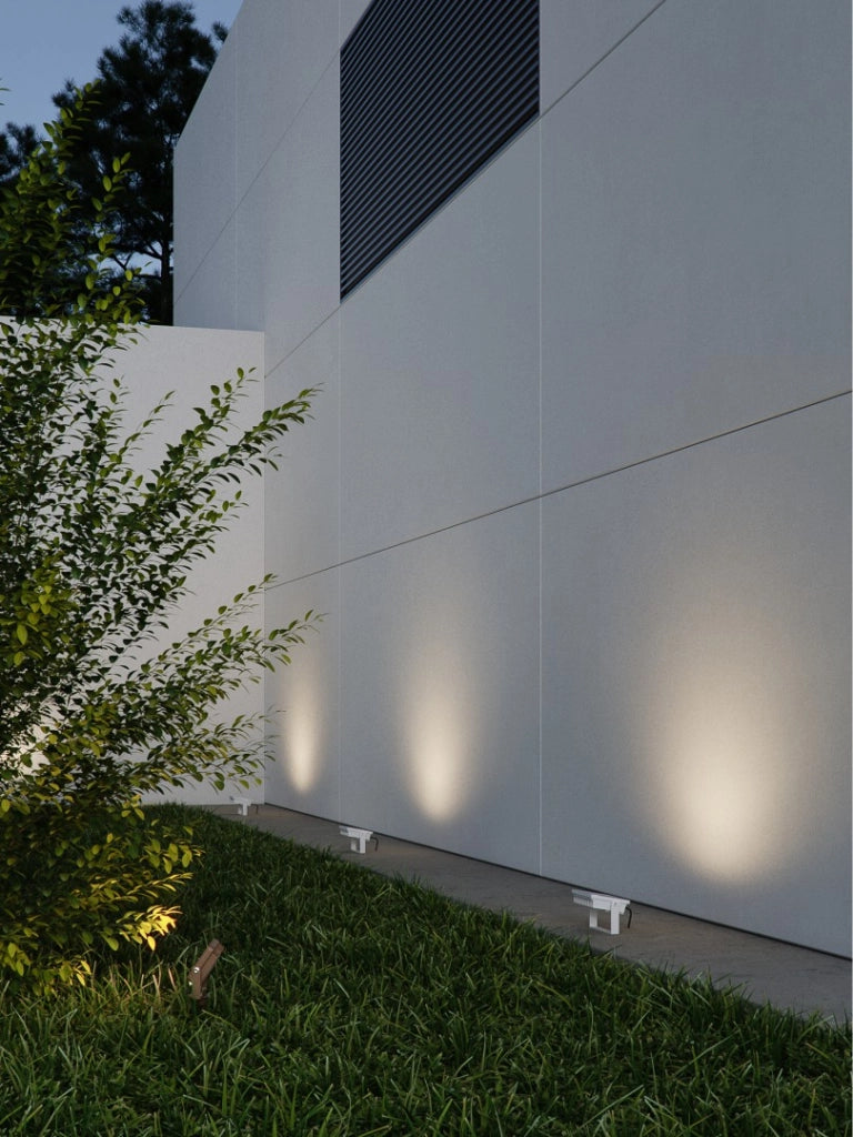 Proiettore LED da Esterno SKY 20W con Tecnologia Switch CCT 3000K/4000K/5000K, Fascio 115º, Struttura in Alluminio Argento - Beneito & Faure