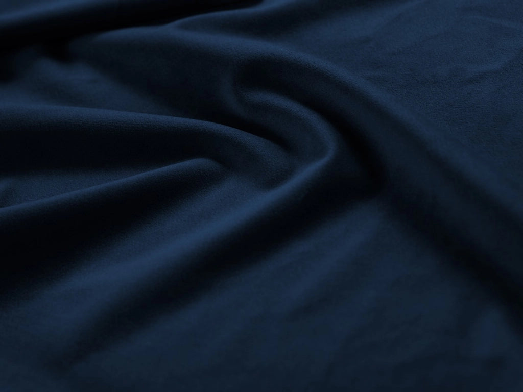 Cosmopolitan Design - Poltrona "Bali" in velluto blu reale 