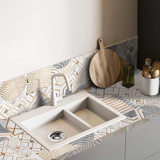 Sticker a Tegola 10 Pezzi - Adesivo Autoadesivo - Geometria Metallic - Decorazione per Cucina/Bagno - 15x15 cm - Facile da Applicare - Sticker per Parete