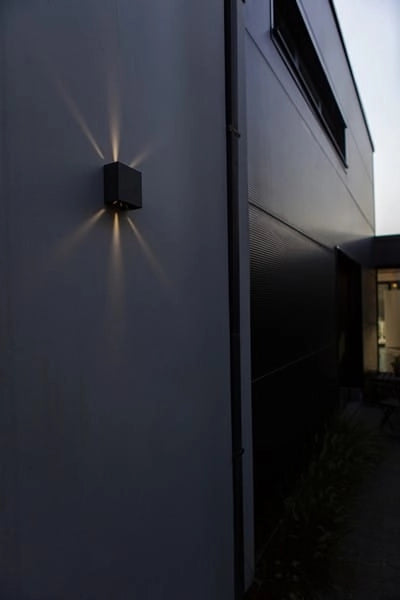 Applique esterna LED GEMINI XF Lutec nera 9,2W 3000K
