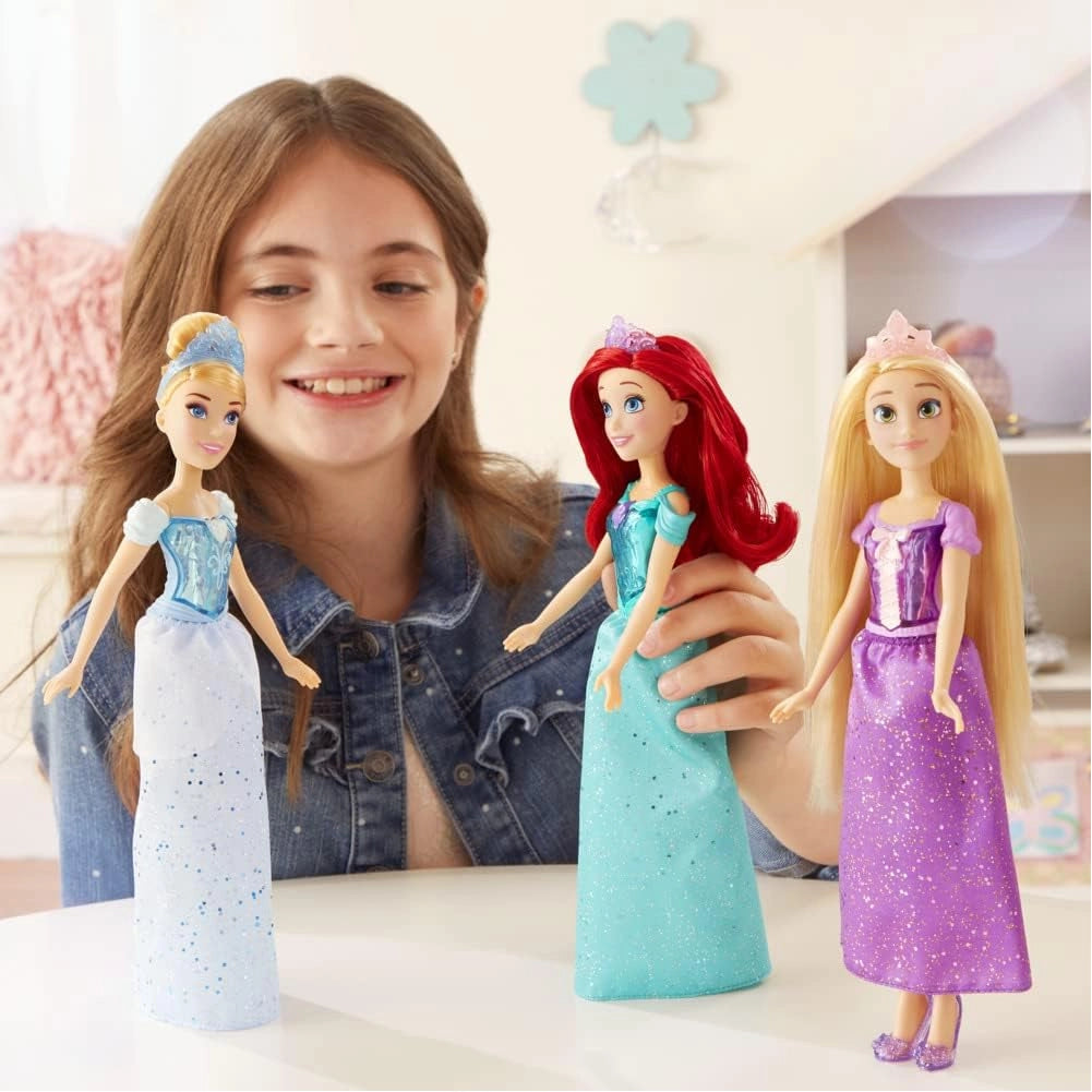 Disney Princess Royal Shimmer Bambola di Rapunzel Fashion Doll Gonna e Accessori