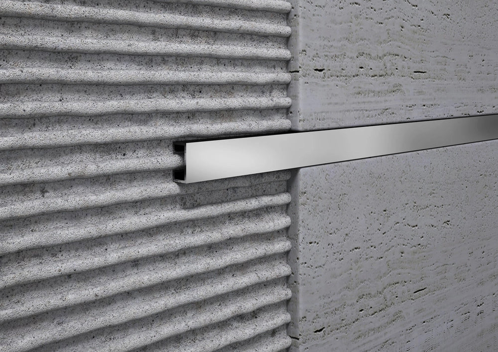 LISTELLO PER RIVESTIMENTI 'PIATTO' H. 20x8 mm - satinato - 2,50 mt - 2 metrilineari
