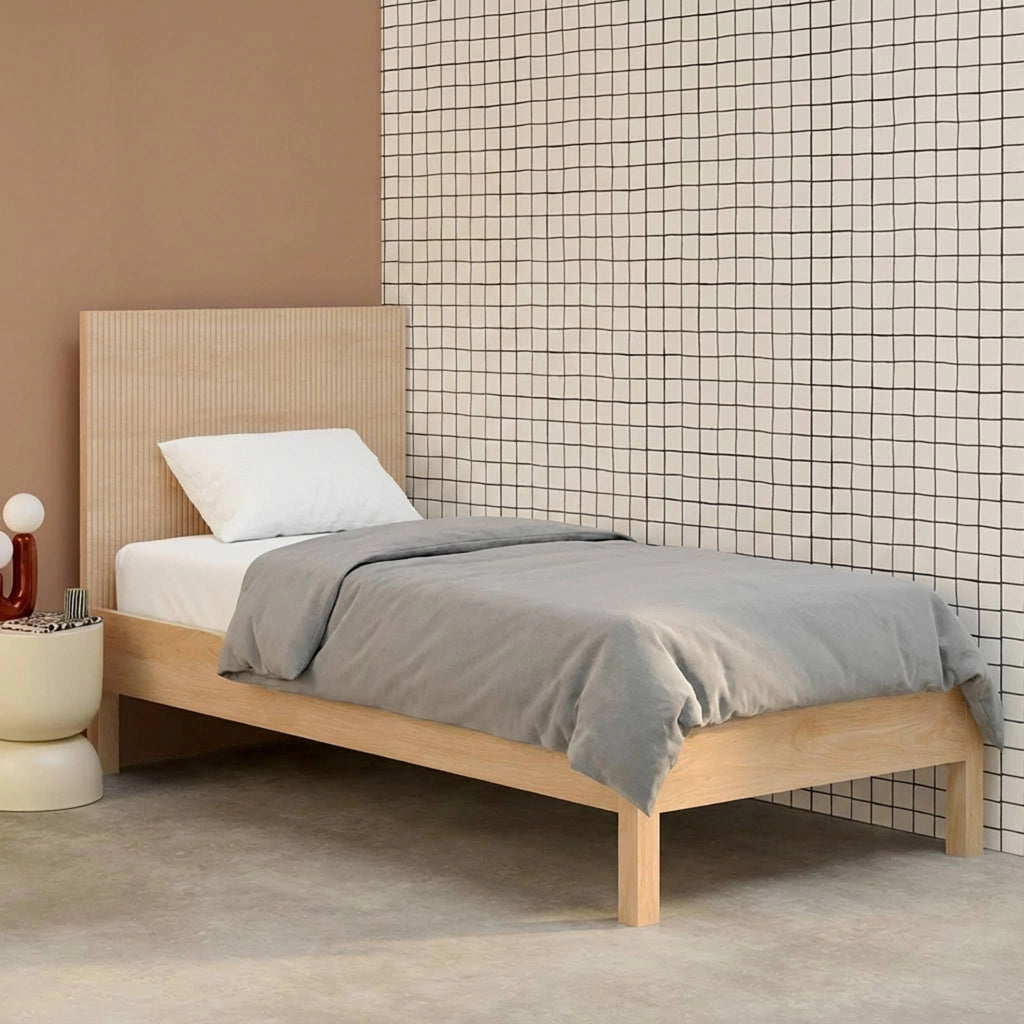 Letto con rete a doghe e testiera 90x190cm decorazione legno, marrone