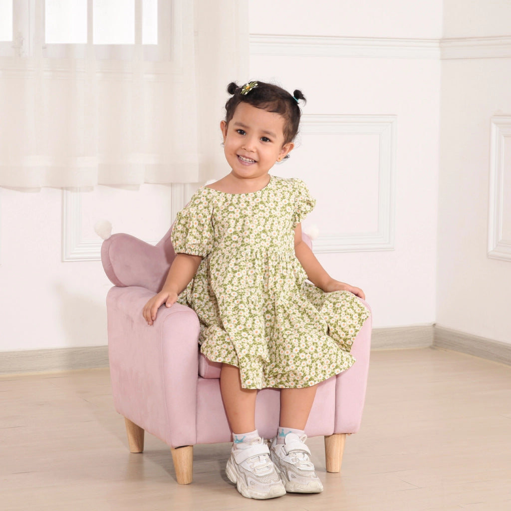 Poltrona per Bambini in Velluto Rosa con Schienale a Corona ¨C Minimal ¨C 50.2x41.9x57.8 cm