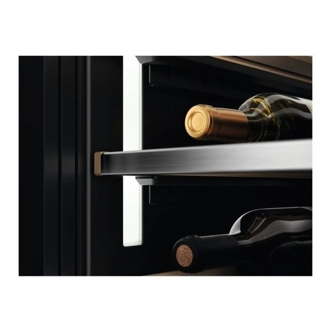 Electrolux EWUS018B7B Cantinetta Vino ad incasso Serie 700