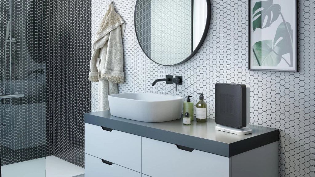 Olimpia Splendid 99268 Caldo Trendy Termoventilatore Ceramica 1800 W IP21 Oscillazione 80° colore Nero Bianco