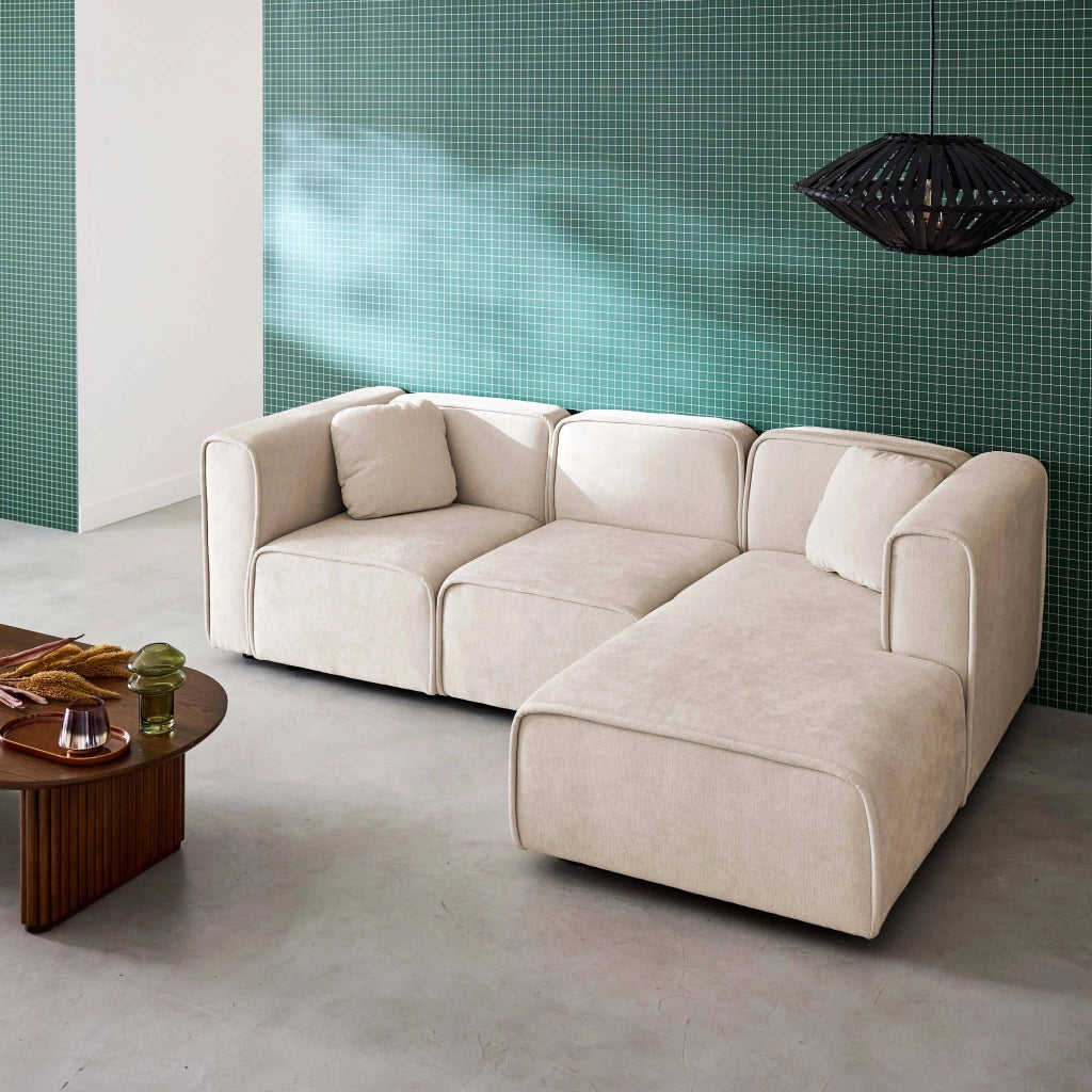 Divano angolare destro in tessuto, 3 posti, beige