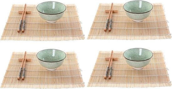 Set di sushi standard con bastoncini per sushi - servizio per sushi