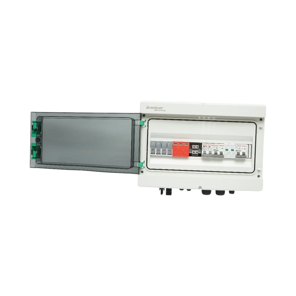 Quadro di protezione DC/AC equipaggiato per sistemi fotovoltaici da 3–5 kW, con protezione per batterie da 125 Ah, per inverter ON/OFF Grid prosumer.