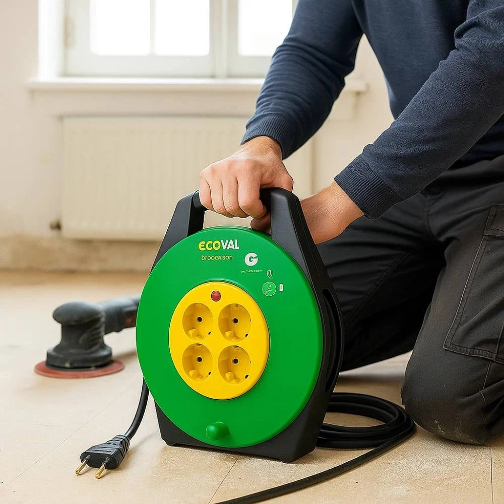 Ecova 32121 avvolgicavo 15 metri con 4 prese universali 10/16a e cavo h05vv-f