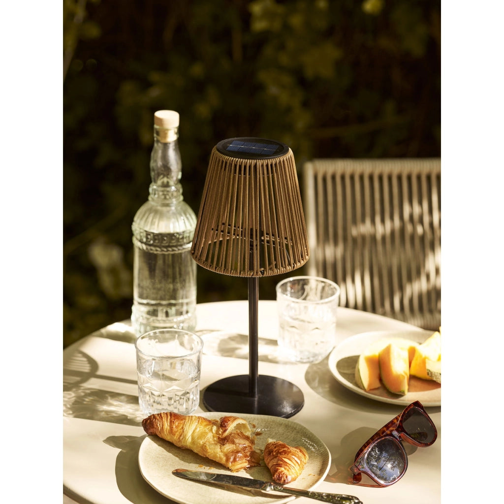 Lampada solare Salford in polyrattan marrone e metallo nero — ø13,5×30,5 cm