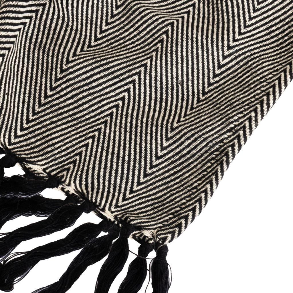 100% cotone plaid nero con frange 130x170cm ZIGGY