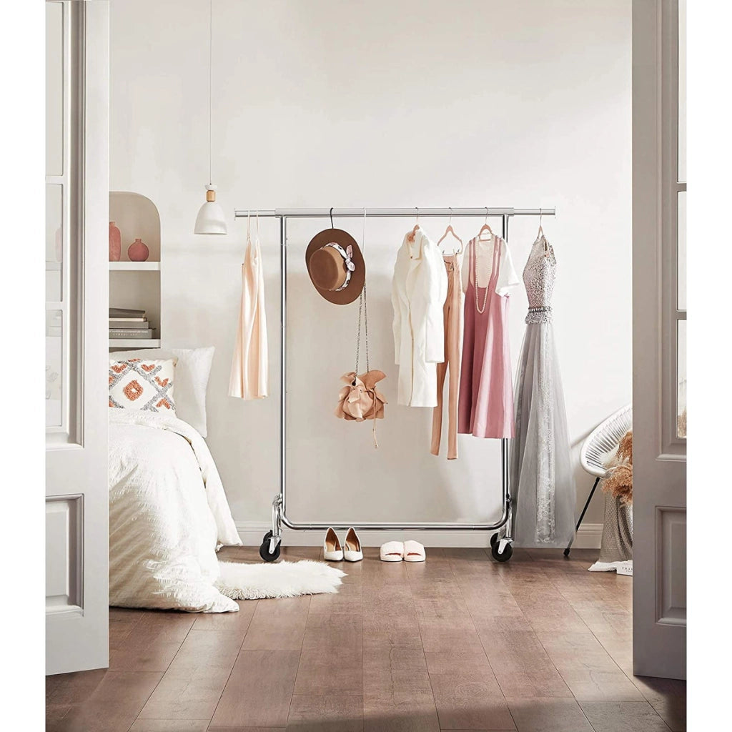 Appendiabiti Professionale su Ruote in Metallo Cromato - Argento XL