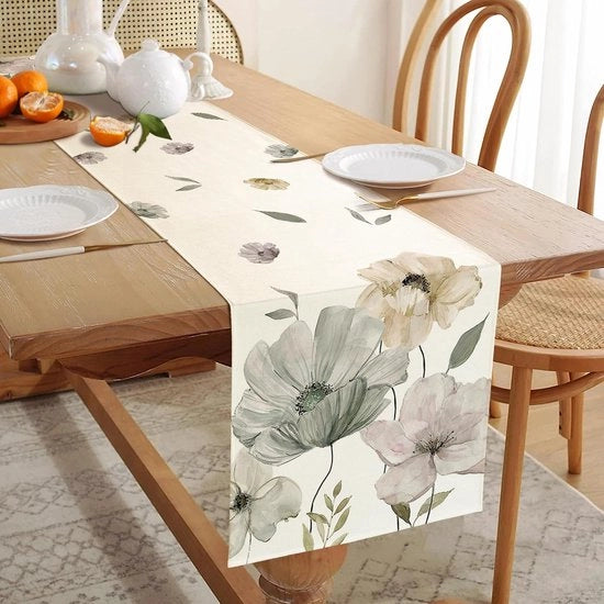 Tavolo di stile in lino per decorazione elegante e feste