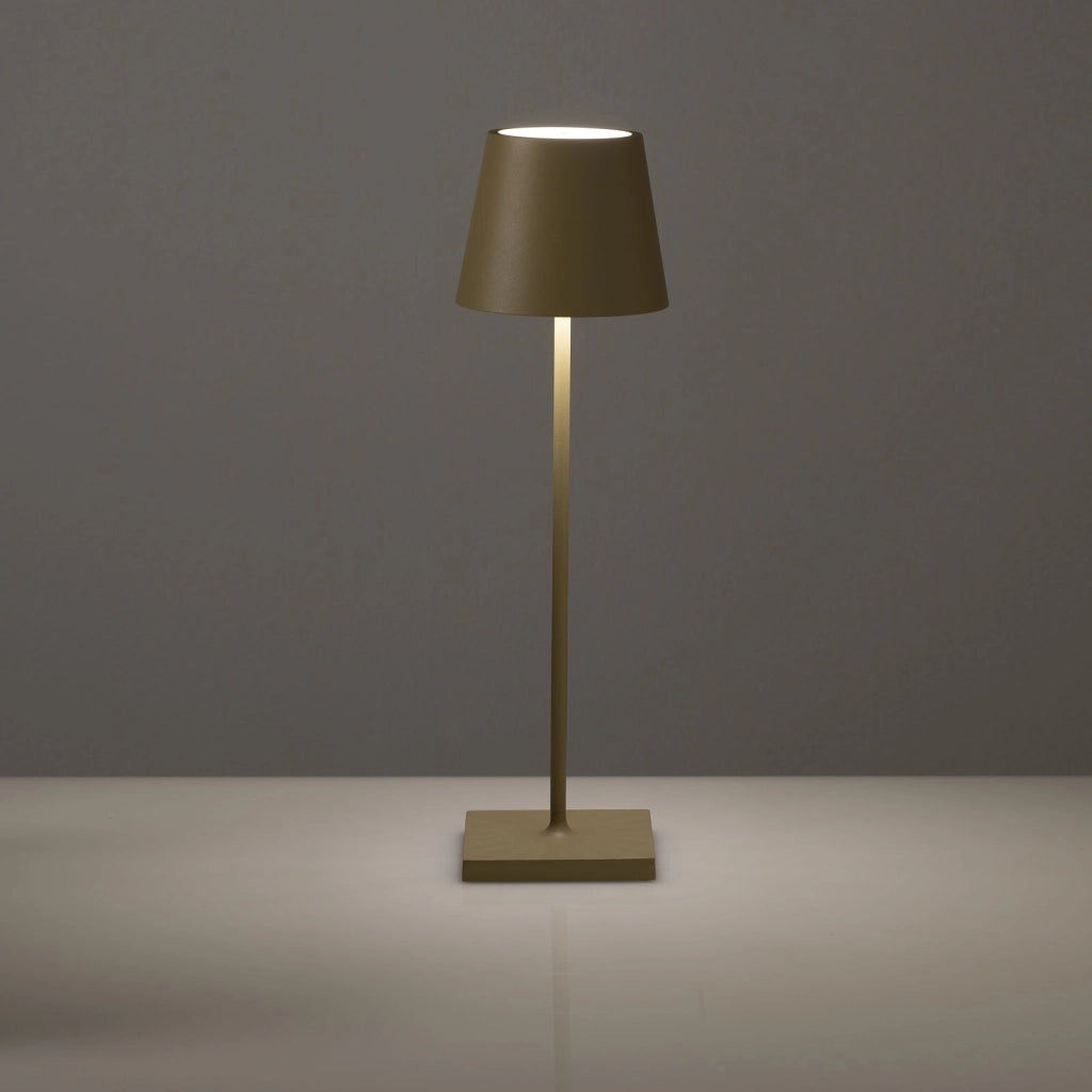 Lampada da tavolo ricaricabile OSCAR oro