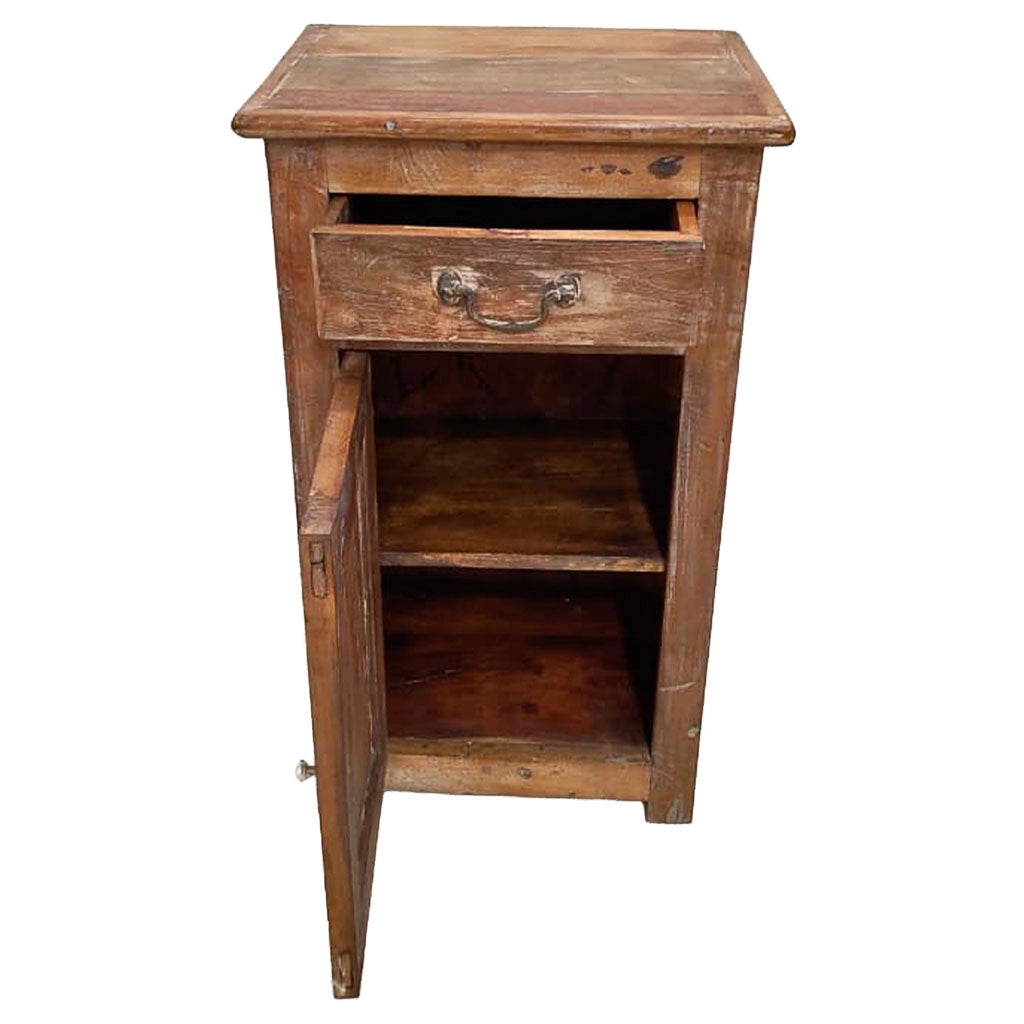 Comodino in legno fatto a mano44x35x76h cm