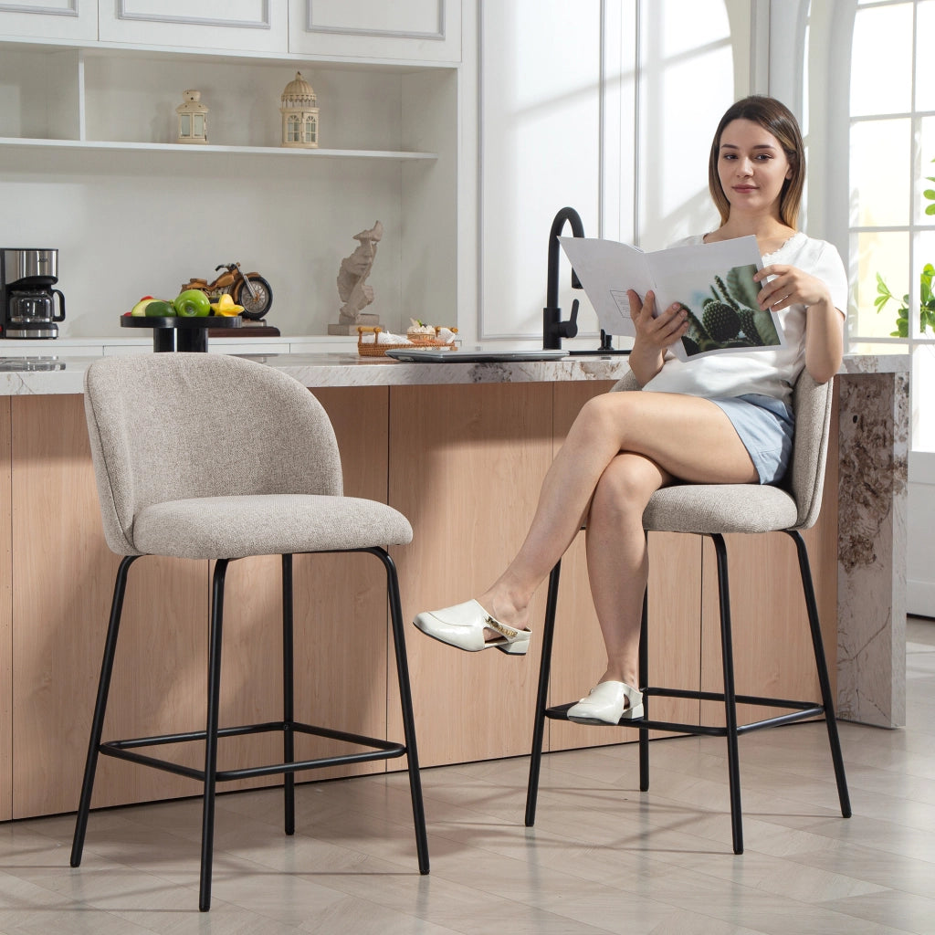 Sgabello da bar imbottito con schienale e poggiapiedi ¨C Minimal ¨C grigio chiaro