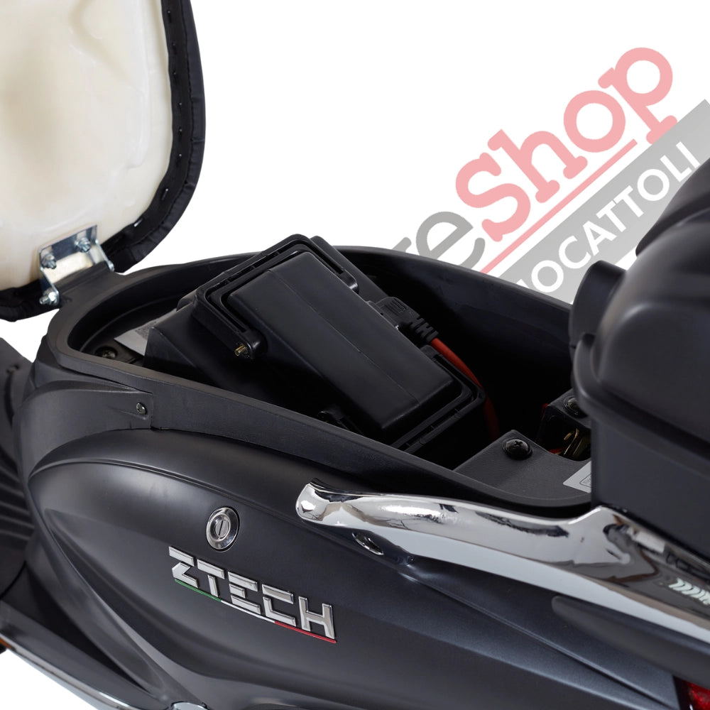 Bicicletta Elettrica Scooter Z-TECH ZT-09-TC 500W 20Ah 48V Batteria Piombo-Bianco