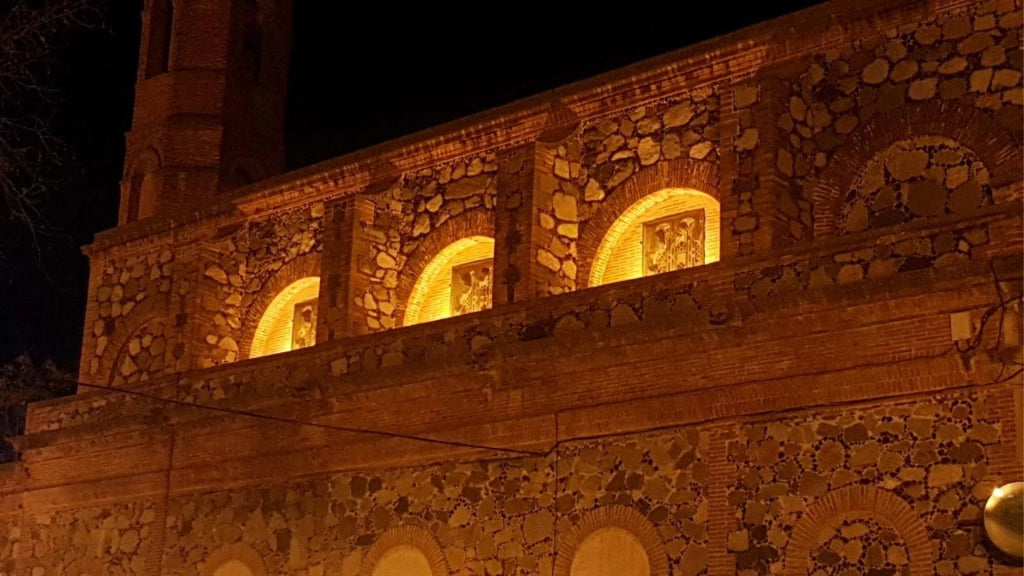 Smile Proiettore LED 20W E27 5000K, Ottica 120º, IP64, Alta Efficienza Energetica, Soluzione Professionale per Illuminazione Esterna 3000 Lumen
