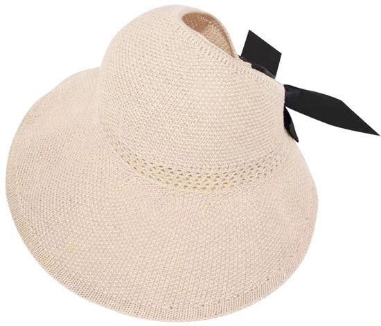 Cappello da sole a strisce con cappuccio aperto