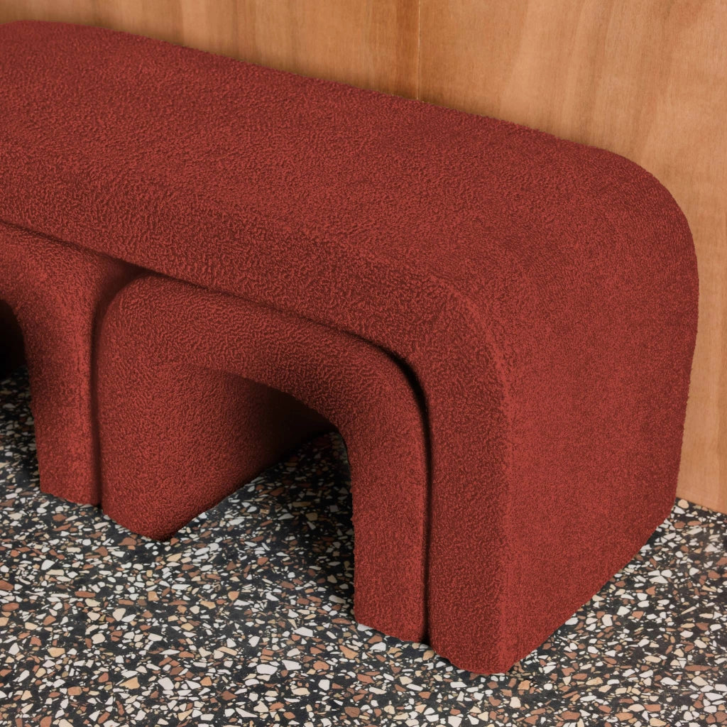 Panca e sgabelli impilabili bouclé, terracotta