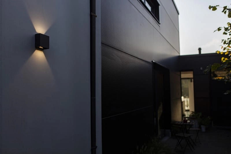 Applique esterna LED GEMINI XF Lutec nera 9,2W 3000K