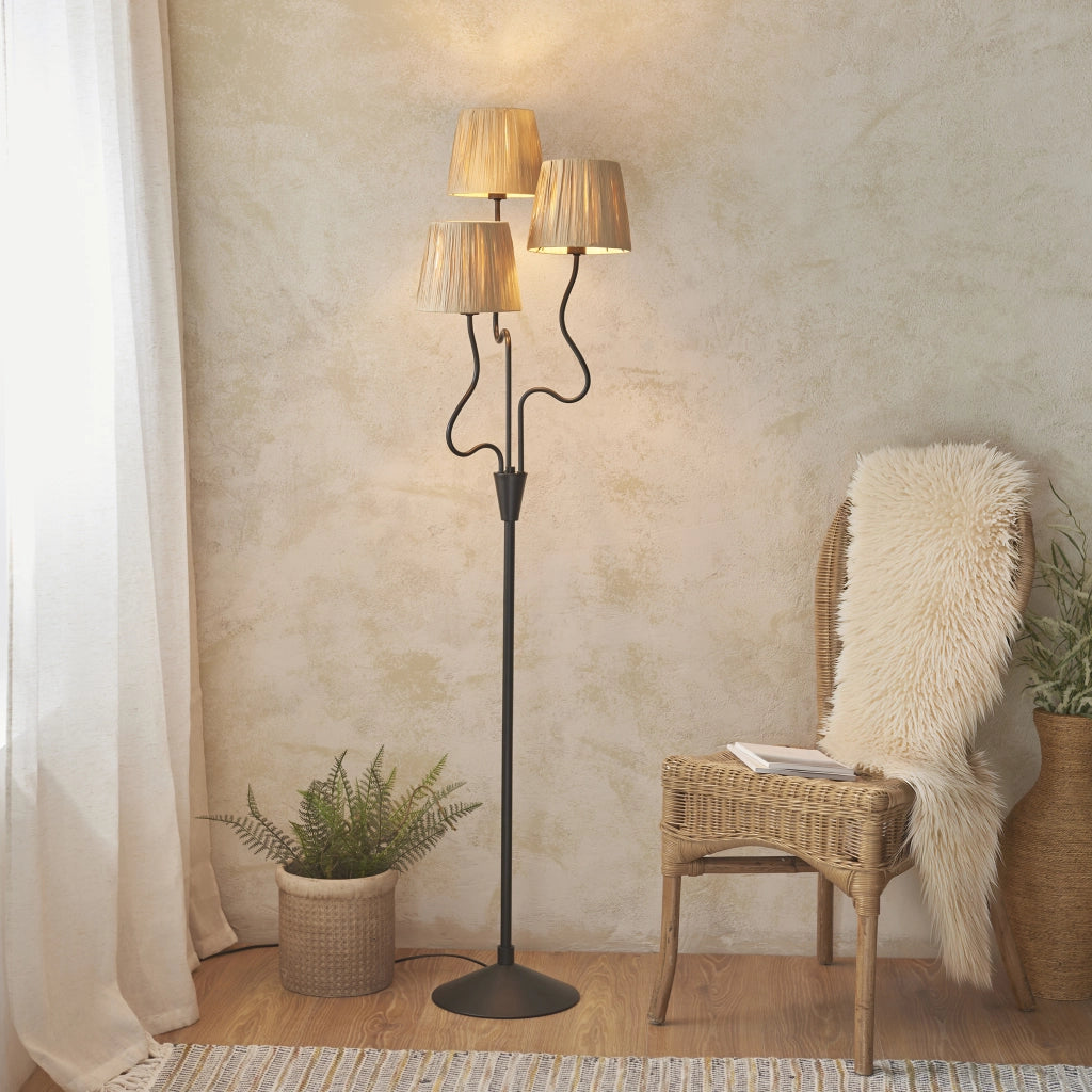 Lampada da terra boho nera opaca rafia, pedale 3xE14 Endon