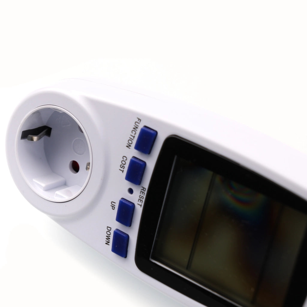 Misuratore di Consumo Elettrico – Display Grande 60x50mm | Precisione 1%, Max 3680W