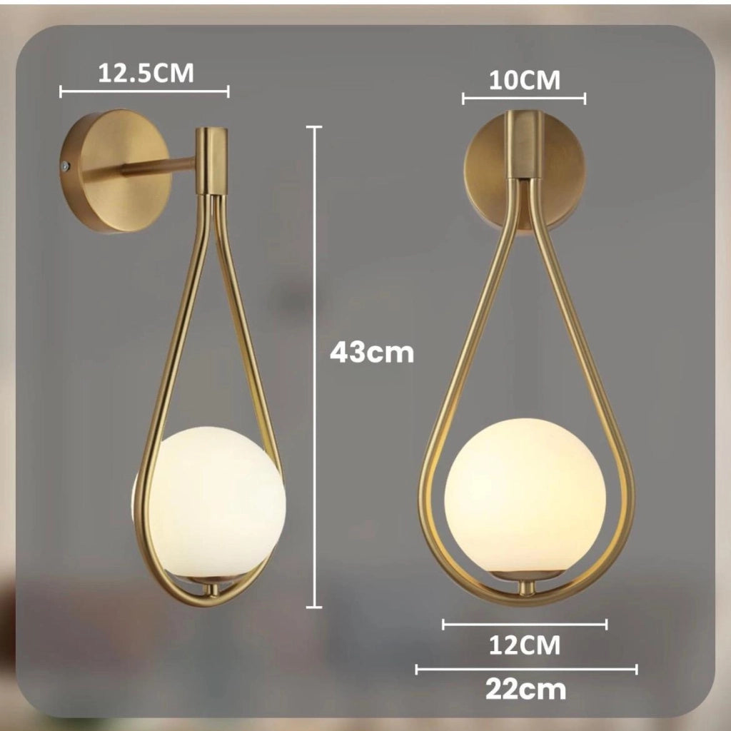 Applique da Parete LED G9 Ottone con Sfera Opalina – Lampada a Muro Design Moderno 43 cm