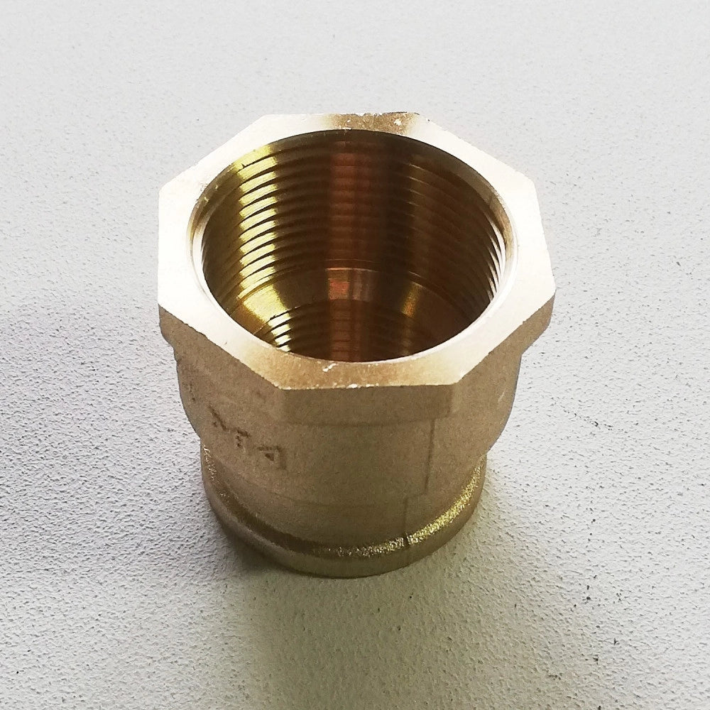 Manicotto ridotto da 1''1/4x1 ff in ottone