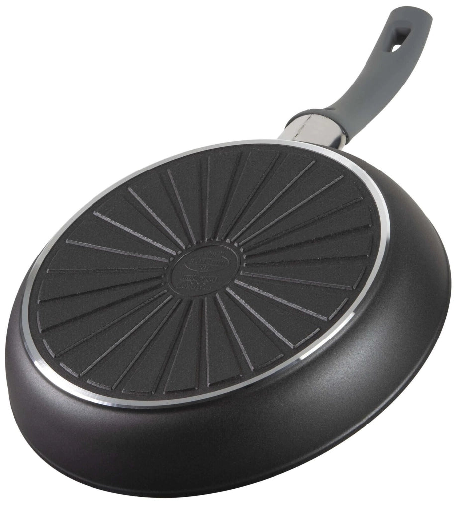 Ballarini 75003-049-0 Lazise Padella Antiaderente 4 Strati con Particelle di Diamante Diametro 24 cm Adatta a Tutte le Fonti di Calore Inclusa Induzione Manico Ergonomico con Foro per Appendere colore Nero