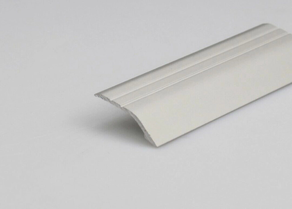 Terminale In Alluminio Satinato Argento Adesivo Da 0,90 Cm - Arcansas