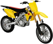Suzuki RM-Z450, Scala 1:12, NewRay, Eta 5+