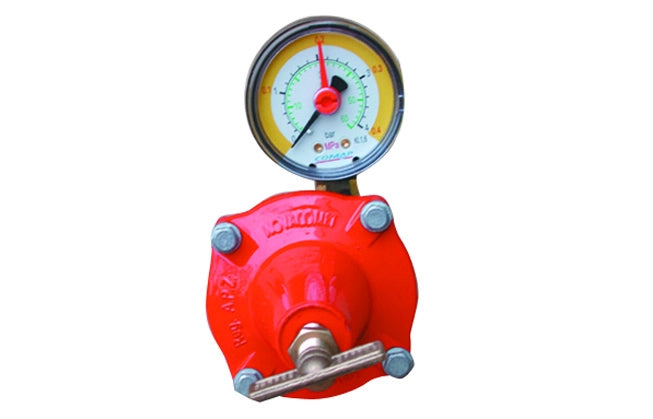 REGOLATORE GPL DI ALTA PRESSIONE CON MANOMETRO MOD. APZ12- kg. / h 12-18- NOVAC- pezzi 1