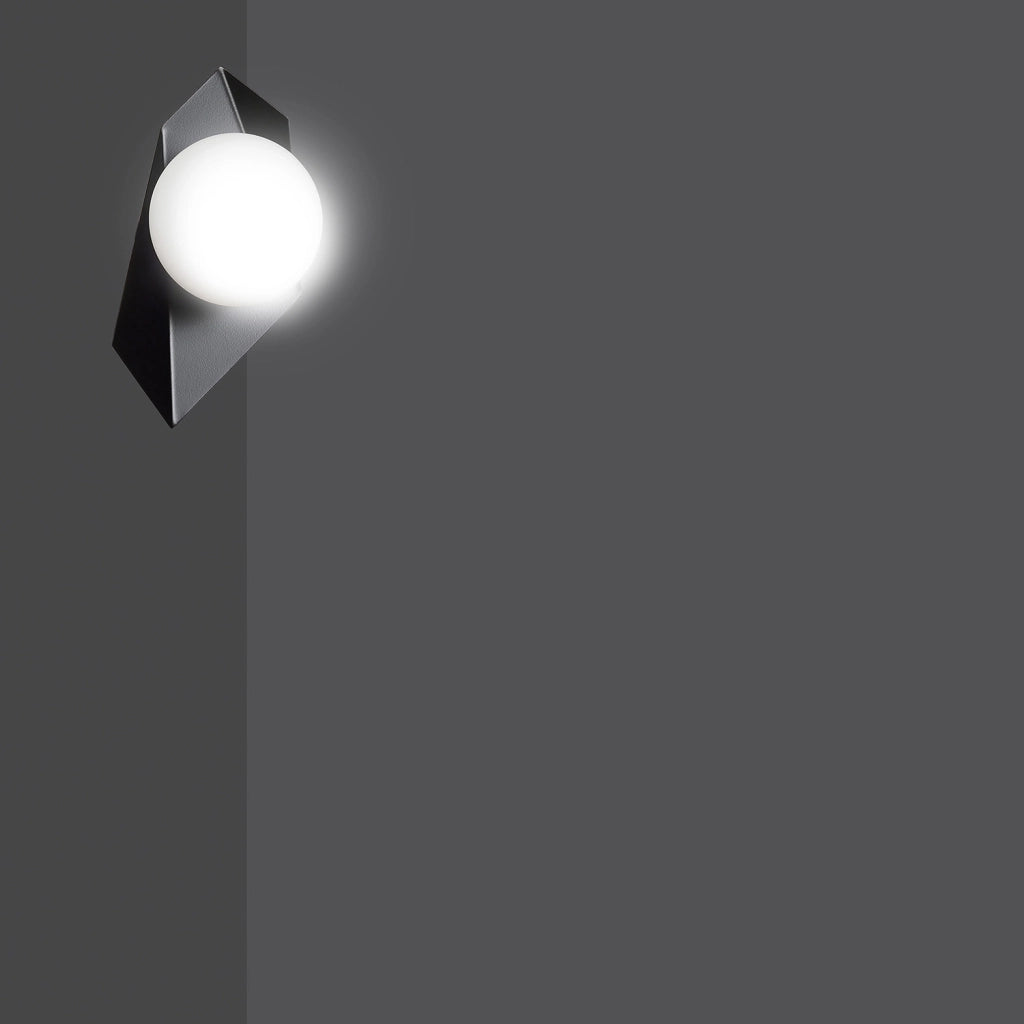 Applique Moderna 1 Luce Parvati In Acciaio Nero E Sfera Vetro Opalino