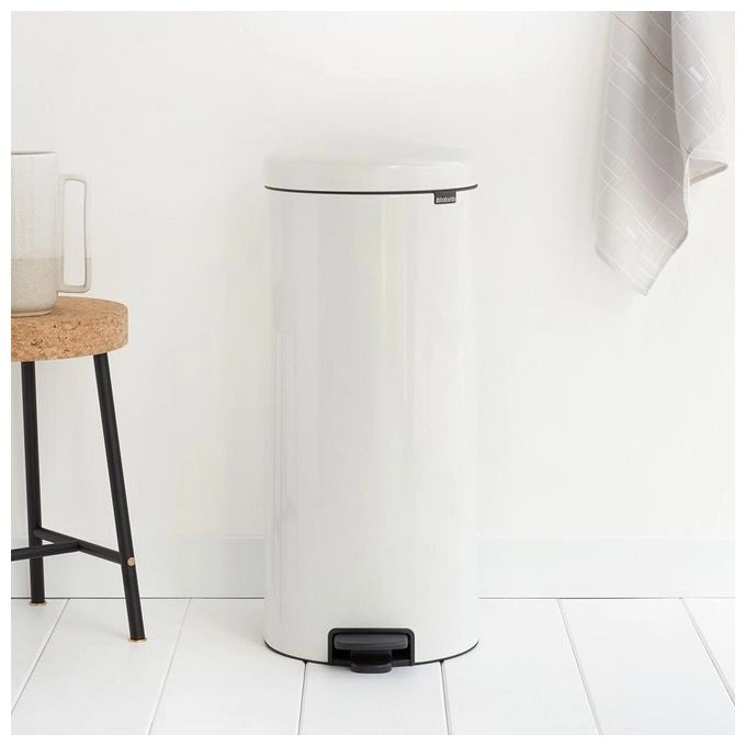 Brabantia 111785 New Icon Pattumiera a Pedale 30 L Chiusura Ammortizzata e Silenziosa Secchio Interno Estraibile Base Antiscivolo colore Bianco